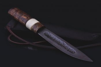 Северный нож средний "БЫHAХ" кованая ХВ-5. Рукоять стабилизированная карельская береза.